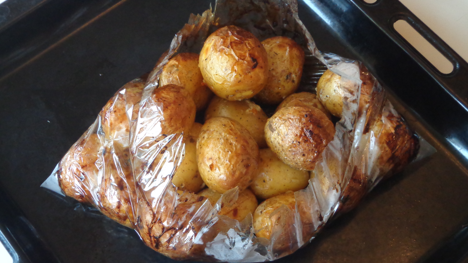 картошка в фольге в духовке фото