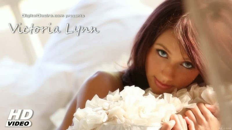 2013-09-27 Victoria Lynn