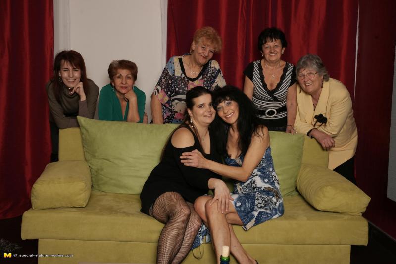 Szilvia M.,Petra K.,Hanna D.,Julianne ,Karlena, Verna W.,Roza K.